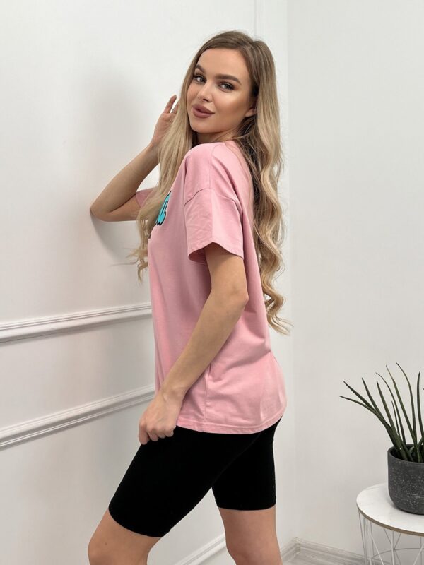 ISSA Plus Футболка (WN20-451_pink) Женское, цвет - Розовый, материал - Хлопок/вискоза Фото вещи ISSA Plus Футболка (WN20-451_pink) Женское, цвет - Розовый, материал - Хлопок/вискоза